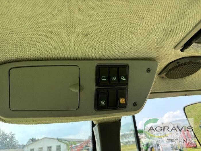 CLAAS ARION 420 CIS الجرارات