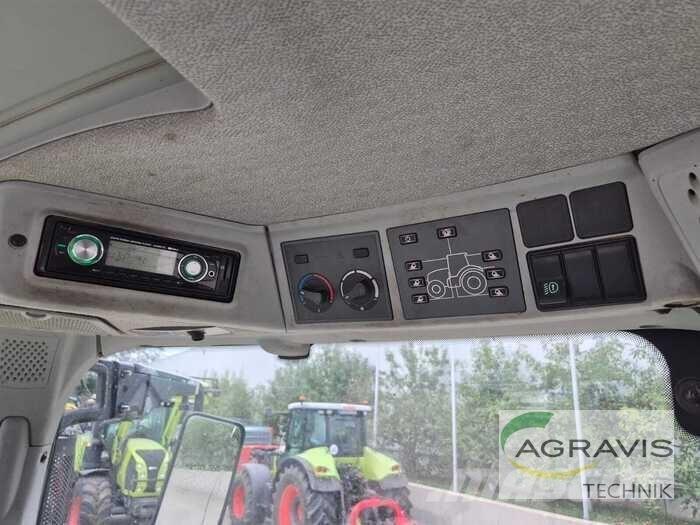 CLAAS ARION 540 CIS الجرارات