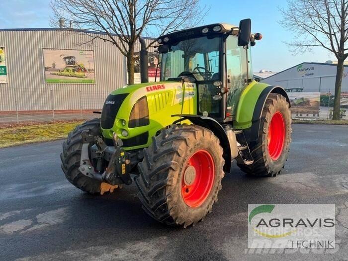 CLAAS ARION 640 CEBIS الجرارات
