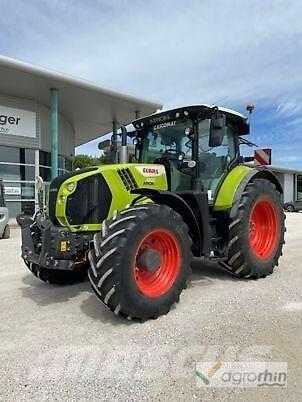 CLAAS Arion 650 cmatic الجرارات