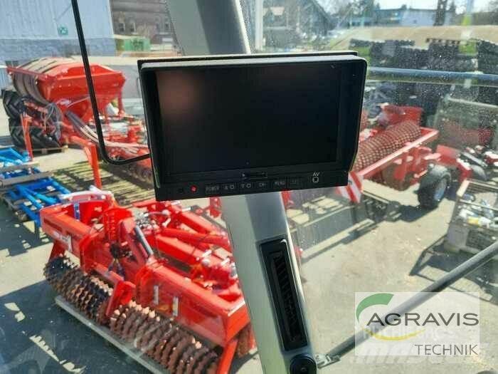 CLAAS AVERO 240 حصادات