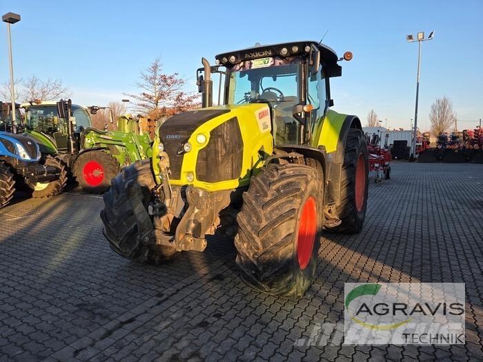 CLAAS AXION 840 CEBIS الجرارات