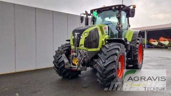 CLAAS AXION 850 الجرارات