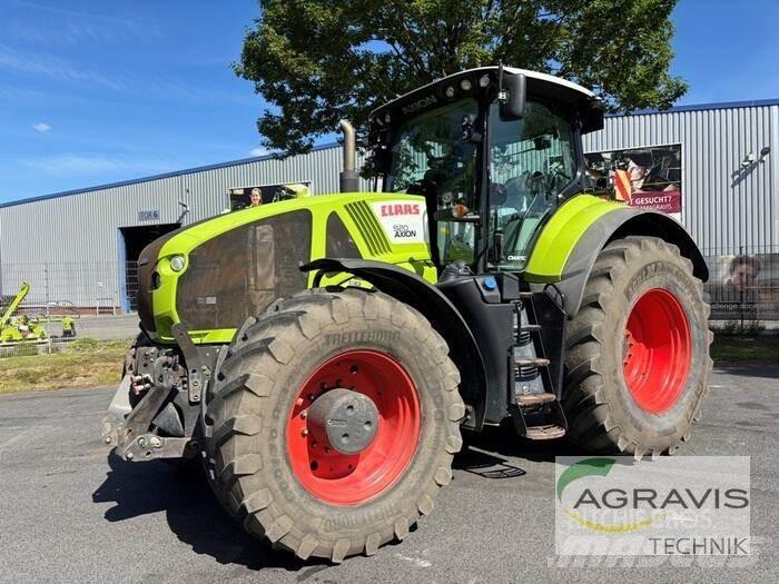CLAAS AXION 920 CMATIC الجرارات