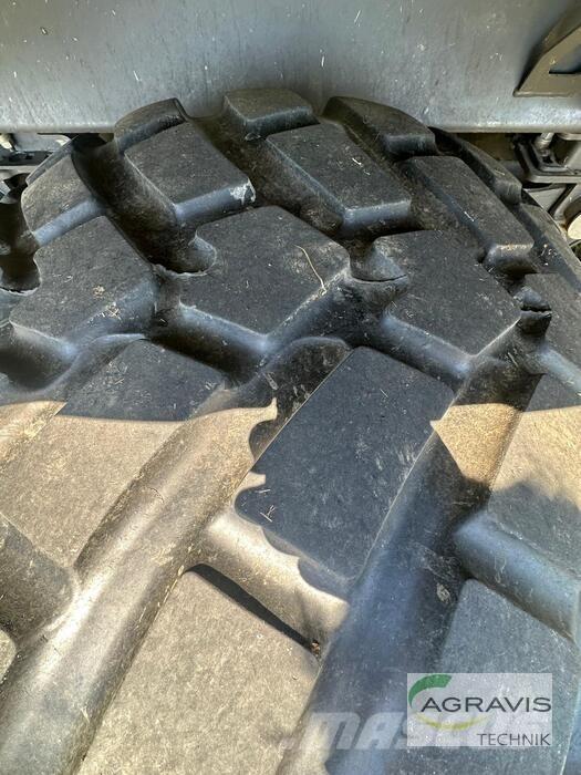 CLAAS CARGOS 8500 مقطورات ذاتية التحميل
