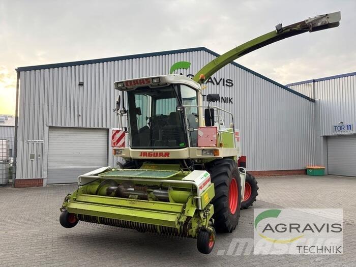 CLAAS JAGUAR 840 علافات ذاتية الدفع