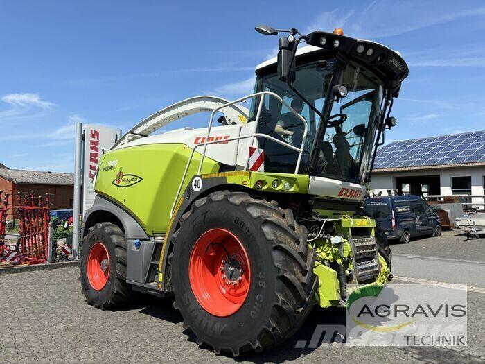 CLAAS JAGUAR 940 علافات ذاتية الدفع