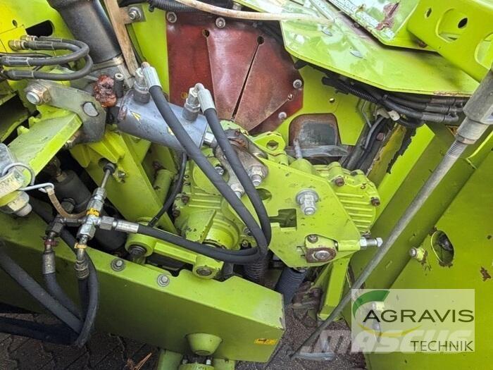 CLAAS JAGUAR 950 علافات ذاتية الدفع