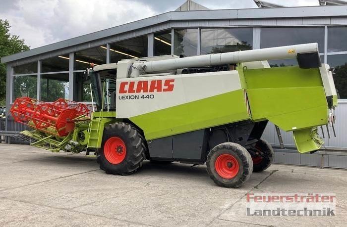 CLAAS LEXION 440 AC حصادات