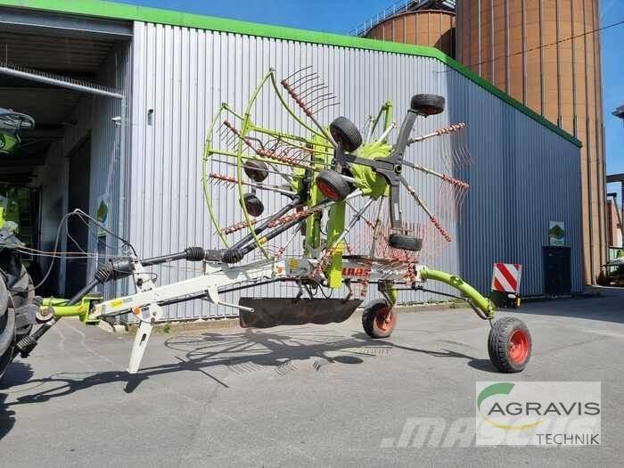 CLAAS LINER 2700 مكابس وميبسات التبن