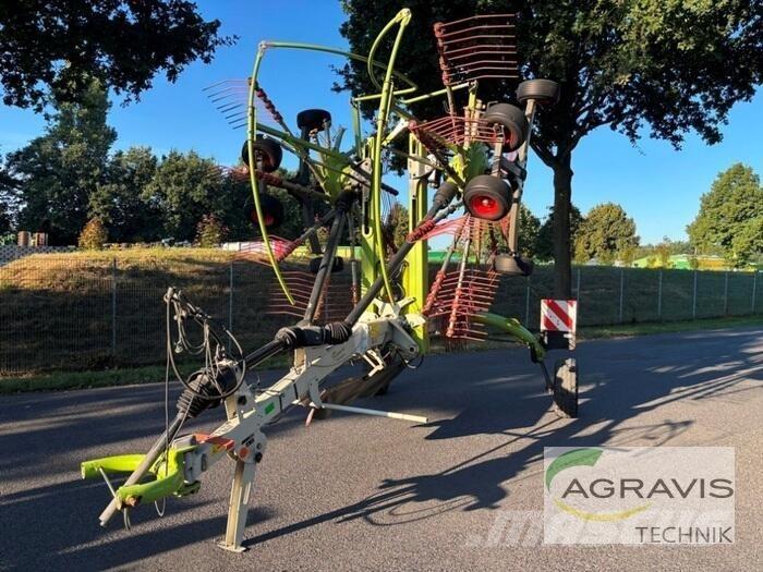 CLAAS LINER 2700 مكابس وميبسات التبن