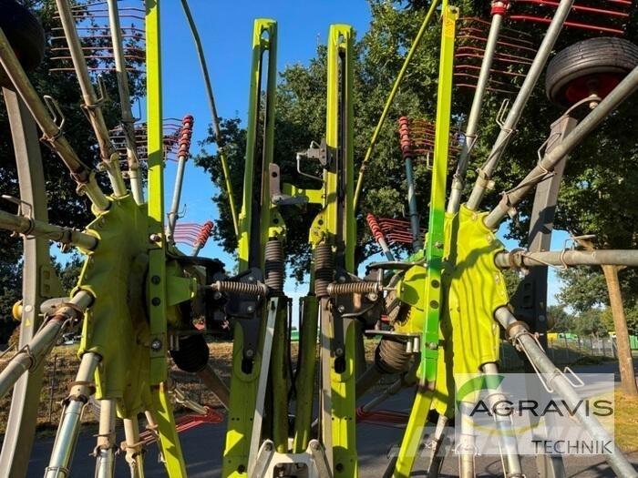 CLAAS LINER 2900 مكابس وميبسات التبن