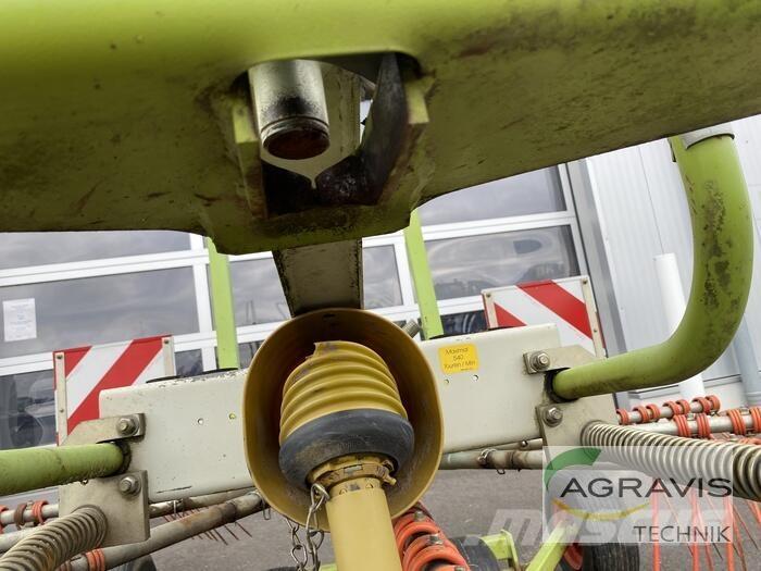 CLAAS LINER 350 S مكابس وميبسات التبن