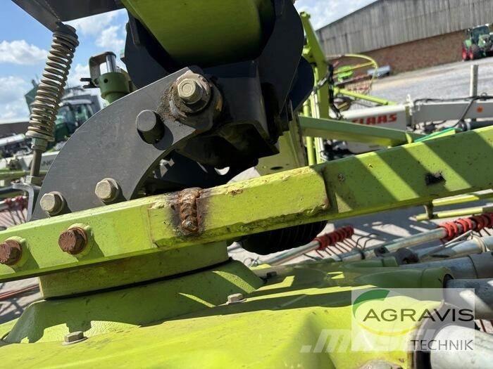 CLAAS LINER 4000 مكابس وميبسات التبن