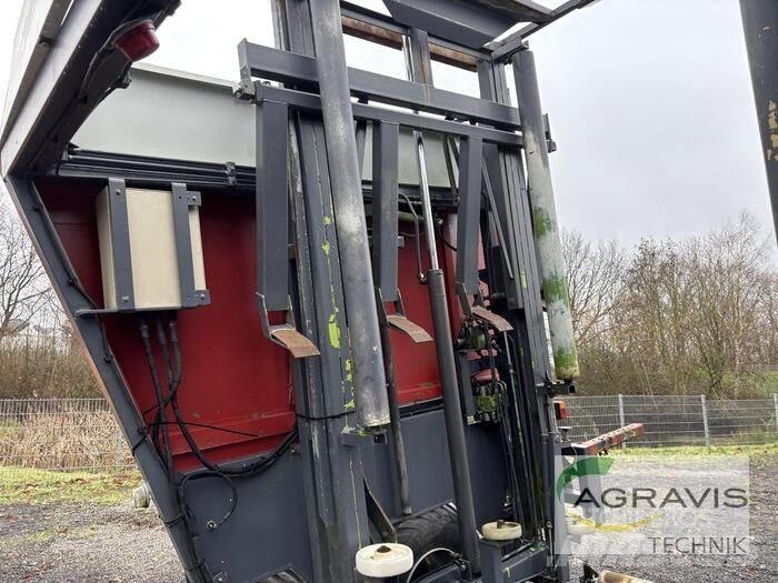 CLAAS QUADRO PAC معدات أخرى لحصاد العلف