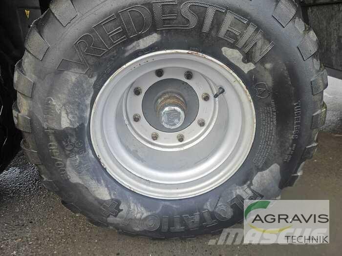 CLAAS QUANTUM 3500 P مقطورات ذاتية التحميل
