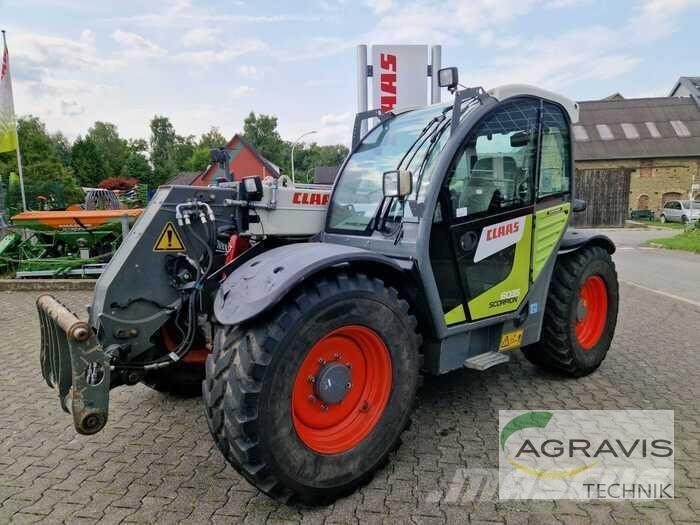CLAAS SCORPION 6035 معدات مناولة لأغراض الزراعة