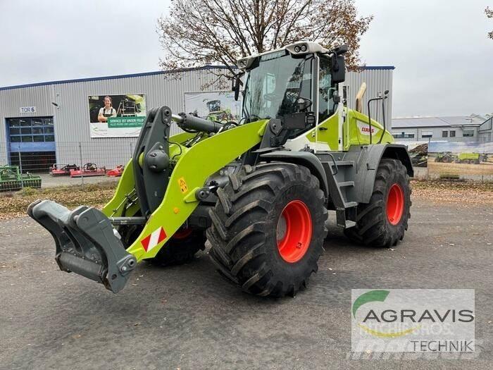 CLAAS TORION 1611 P لوادر بعجل