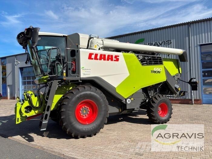 CLAAS TRION 650 حصادات