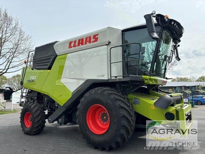 CLAAS TRION 730 حصادات