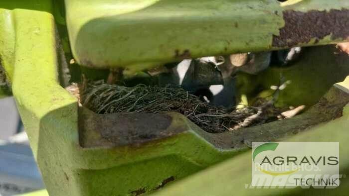 CLAAS VOLTO 900 مكابس وميبسات التبن