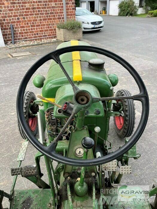 Deutz-Fahr F2 L612/5 الجرارات