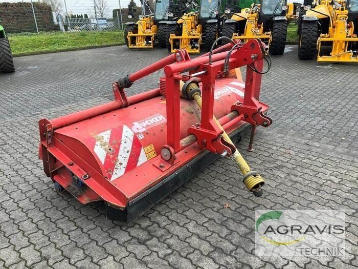 Dücker UM 27 جزازات وأغطية المراعي