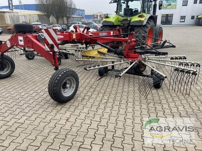 Fella TS 880 مكابس وميبسات التبن