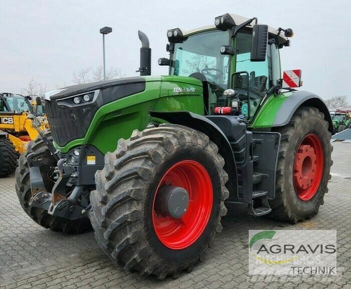 Fendt 1042 VARIO S4 الجرارات