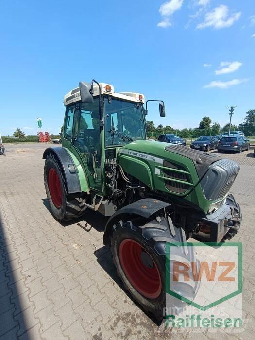 Fendt 209 P Vario الجرارات