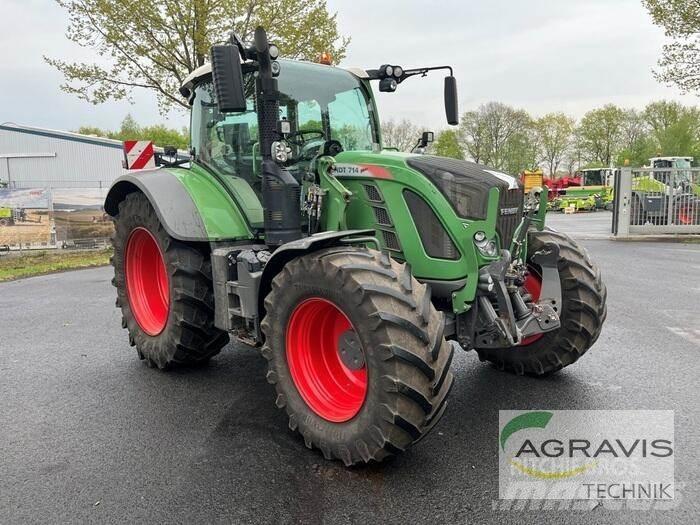 Fendt 714 VARIO S4 الجرارات