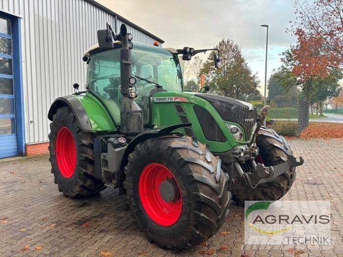 Fendt 718 VARIO SCR الجرارات