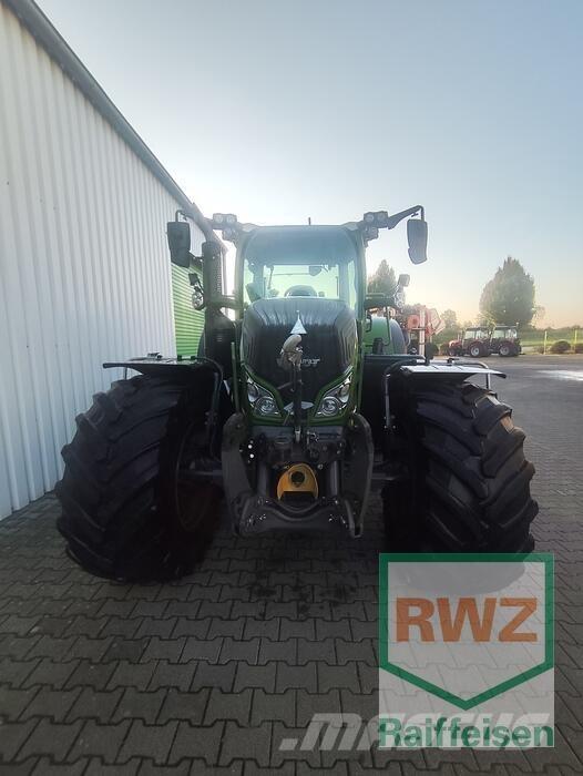 Fendt 724 Vario الجرارات