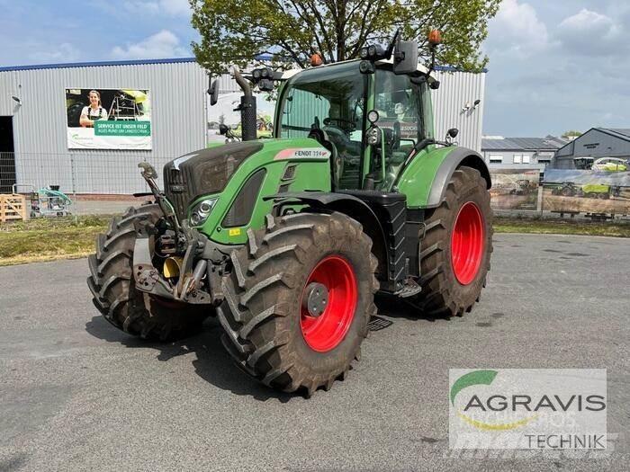 Fendt 724 VARIO S4 الجرارات