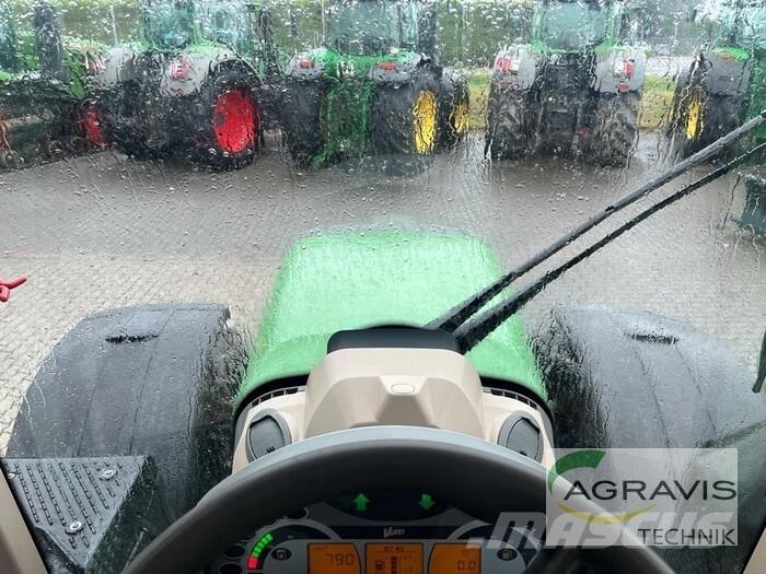 Fendt 724 VARIO SCR الجرارات