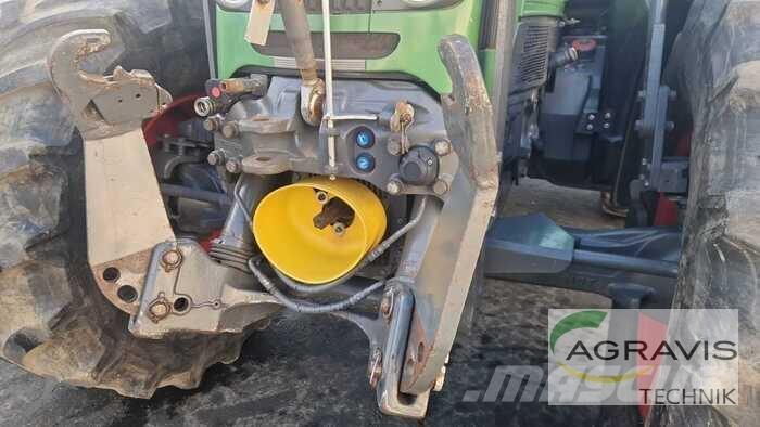 Fendt 818 VARIO الجرارات