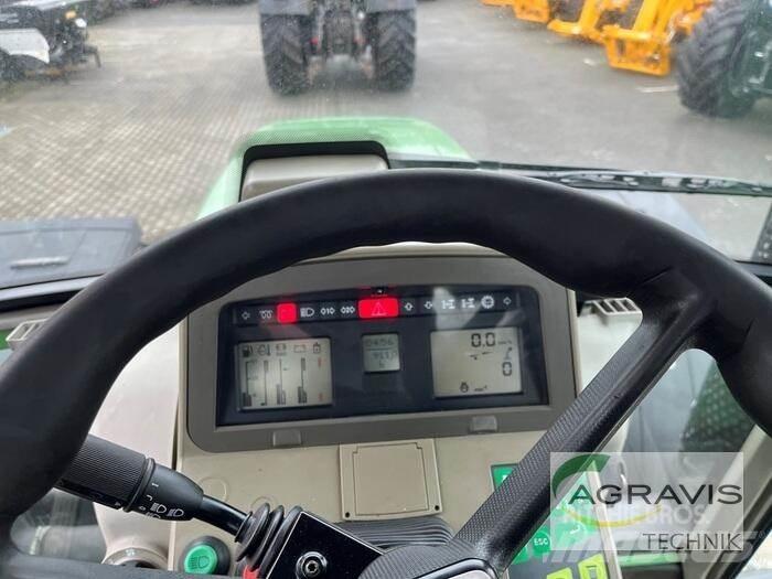 Fendt 820 VARIO Dummy الجرارات