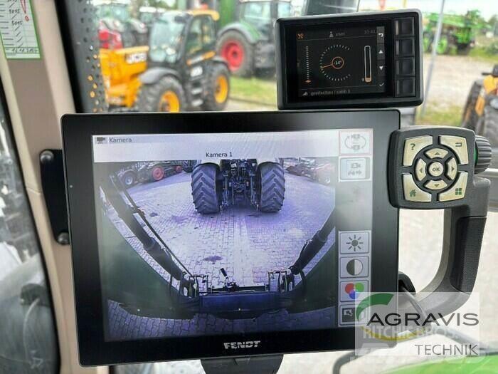 Fendt 824 VARIO S4 الجرارات