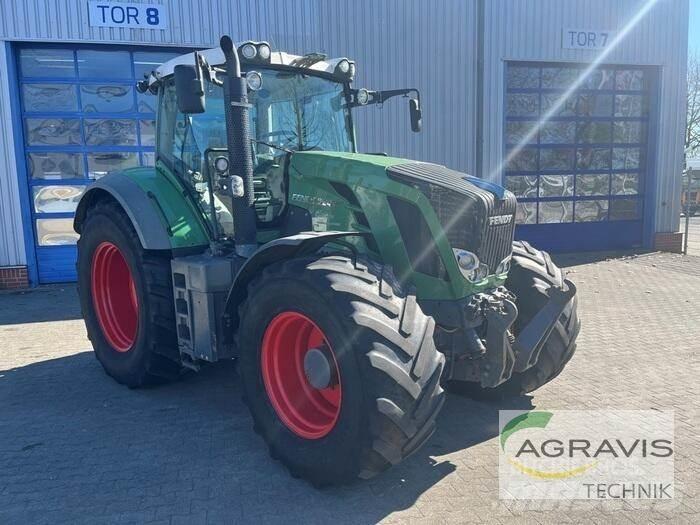 Fendt 824 VARIO SCR الجرارات