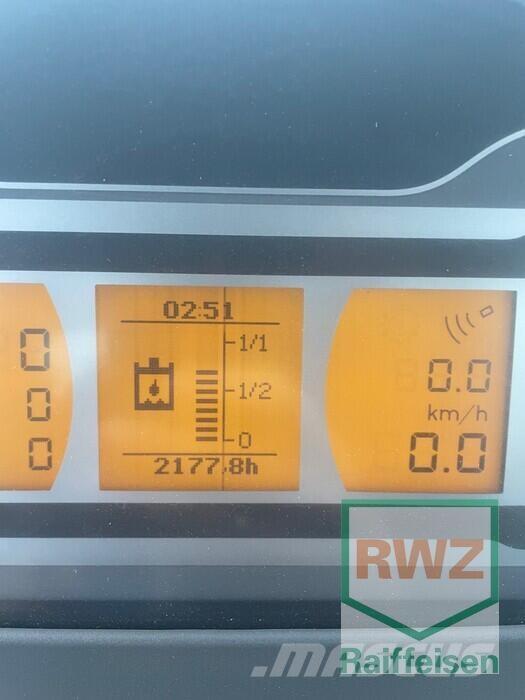 Fendt 826 Vario الجرارات