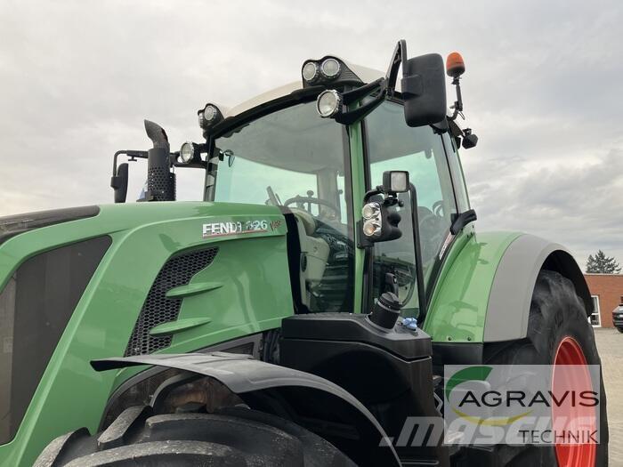 Fendt 826 VARIO S4 الجرارات