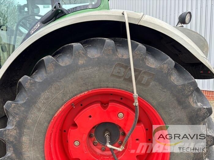 Fendt 826 VARIO SCR الجرارات