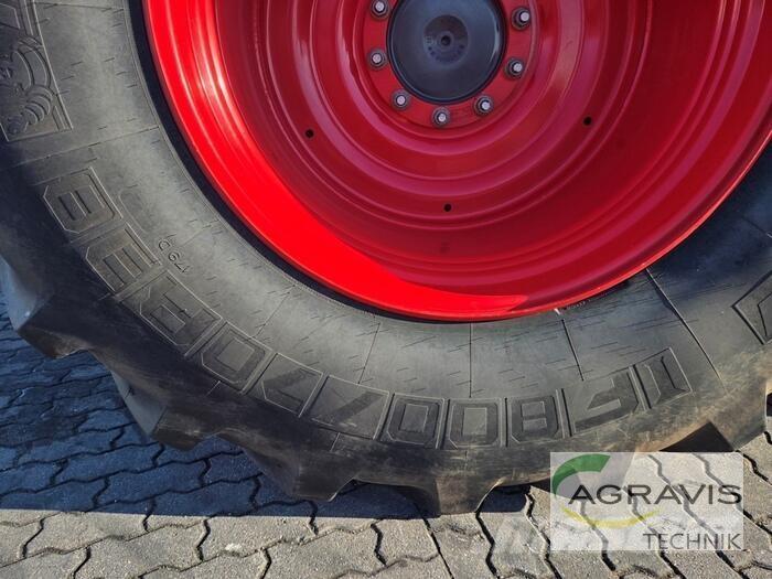 Fendt 828 VARIO S4 الجرارات