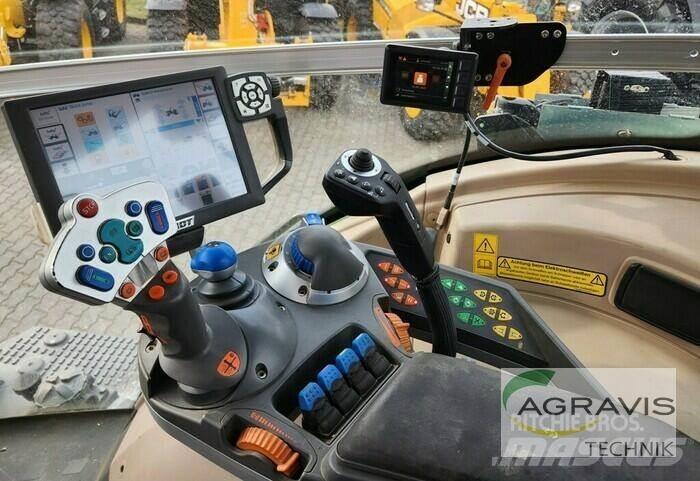 Fendt 828 VARIO SCR الجرارات