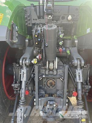 Fendt 942 الجرارات