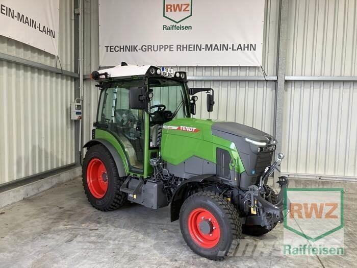 Fendt e107 V Vario الجرارات