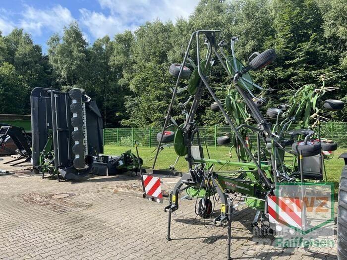 Fendt Lotus 770 مكابس وميبسات التبن