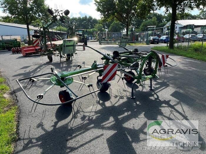 Fendt TWISTER 5204 DN مكابس وميبسات التبن