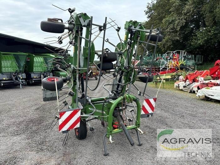 Fendt TWISTER 8608 DN مكابس وميبسات التبن