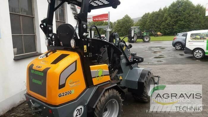 GiANT G2200E-3 لوادر بعجل